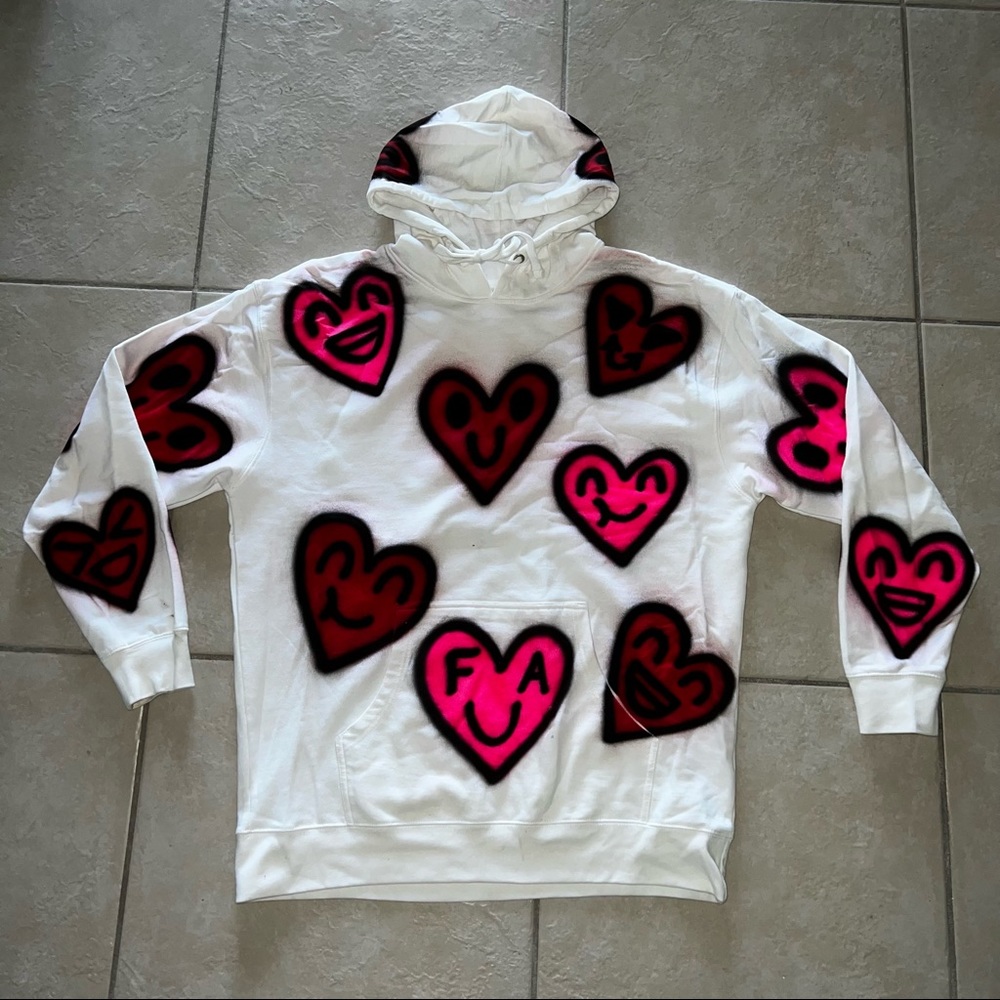 Fashion Arcade Custom Airbrush Heart Emojis hoodie XL white/red/pink